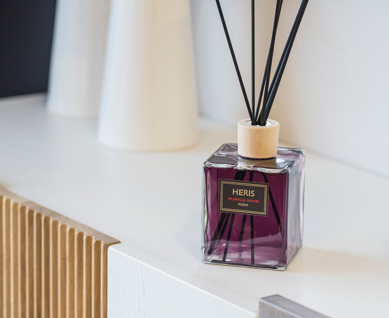 Profumatore Ambiente HERIS ROOM PUNICA NOIR 1L SCENT